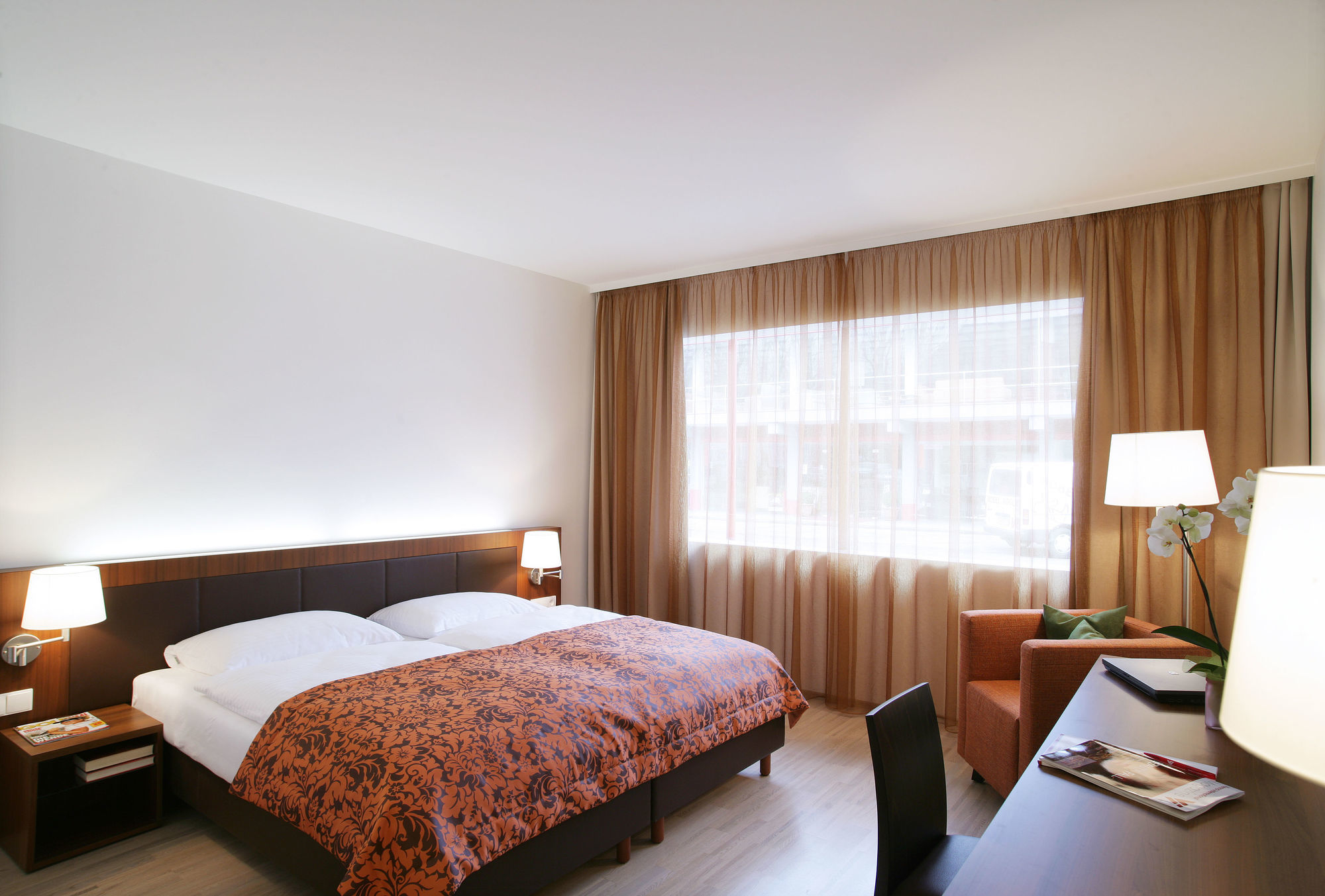 Hotel Die Zeit Sankt Veit an der Glan Bagian luar foto